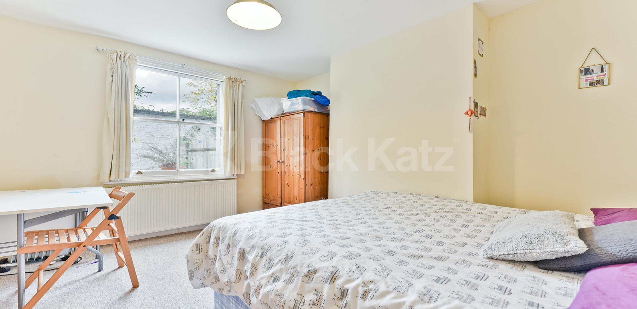 			NEW INSTRUCTION , 4 Bedroom, 2 bath, 1 reception Terraced House			 Henshaw Street, Borough/Elephant and Castle
